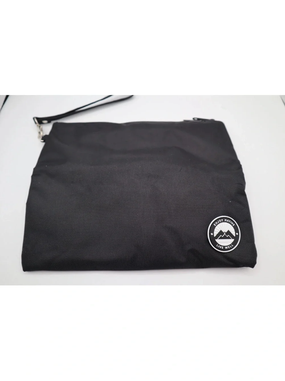 Brand new🎉 Enjoy Native Smell Proof Travel Bag with Lock - Black